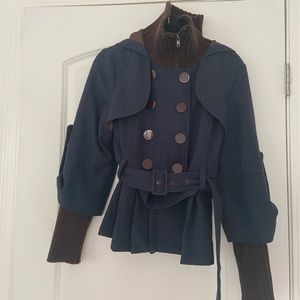 Beautiful, barely worn, ladies coat with hood